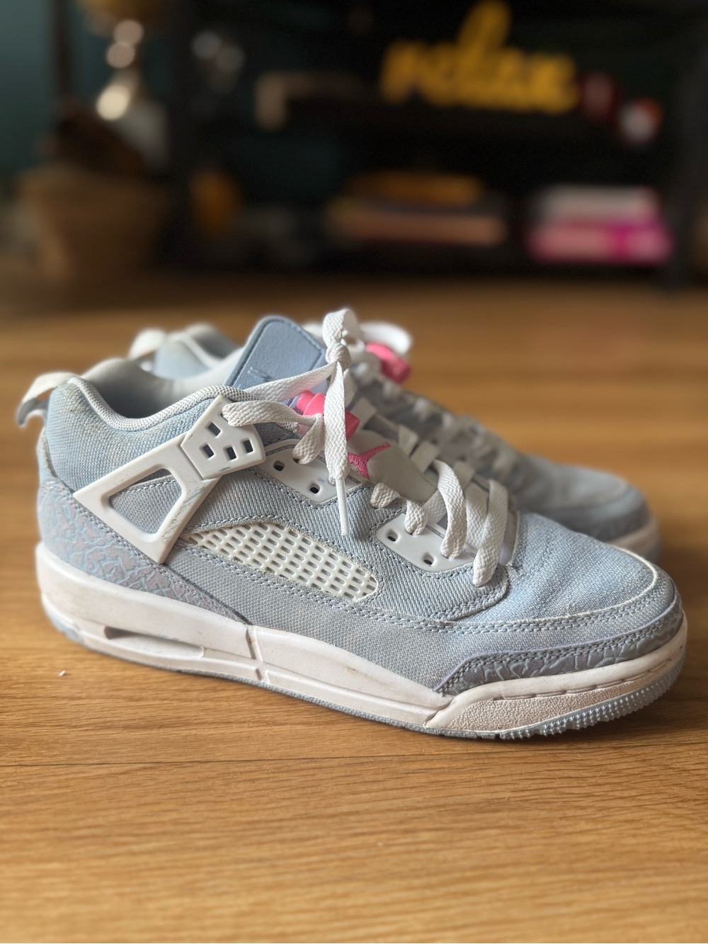 Nike Jordan Spizike Low GS
Light blue Baby Blue and Pink Athletic Sneakers kids